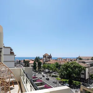 https://atlantic-blue-i.madeira-islandshotels.com